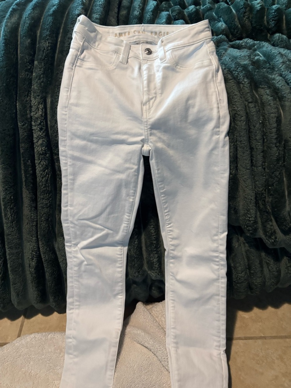 American Eagle Outfitters White Skinny Ultra High-Rise Jeans
